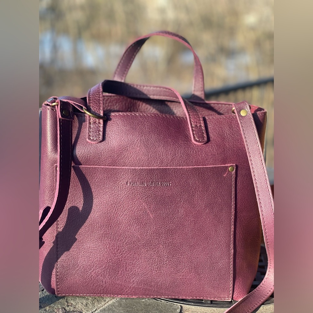 Portland Leather Goods PLUM Medium Zippered Crossbody Tote